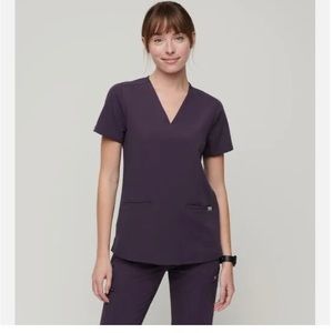 FIGS deep purple scrub set size XL